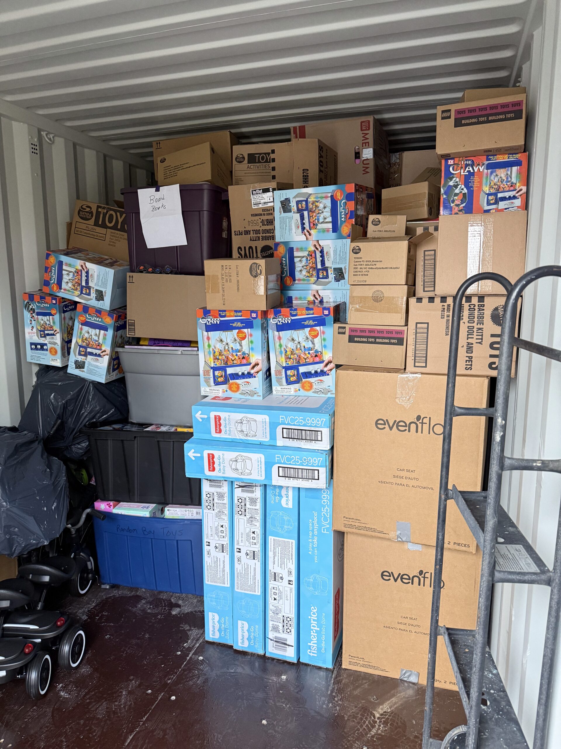 Thousands of toys collected